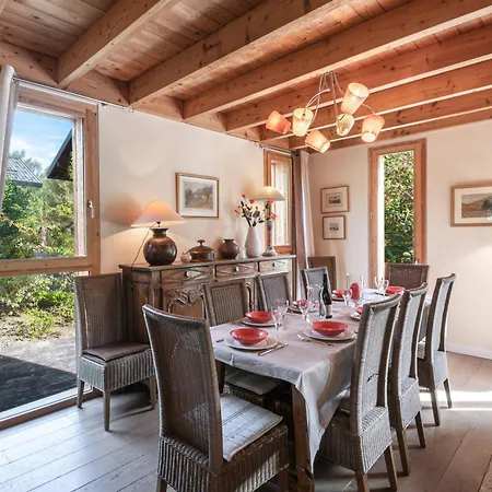 シャレー Contemporain Aux Houches, Pres Des Pistes, 6 Chambres, Wifi, Jardin, Grille-pain - Fr-1-343-179